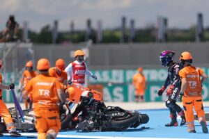 Pilotos da MotoGP classificam acidente em Balaton como um “desastre previsível” em meio a preocupações com a segurança