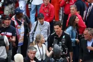 Toto Wolff exige concentração máxima de Russell após desastre no mónaco