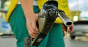 MPF aciona Justiça para suspender aumento de etanol na gasolina