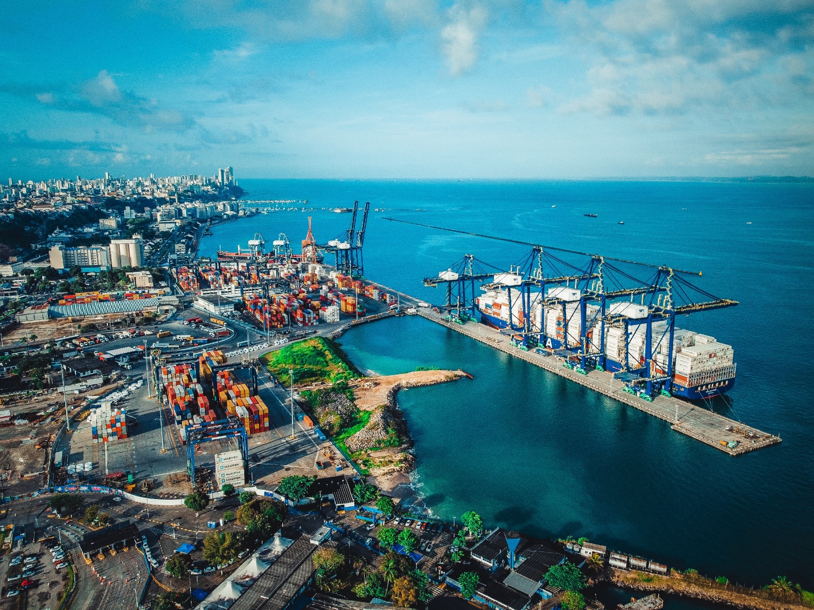 Porto de Salvador supera nível recomendado pela OCDE e acende alerta para capacidade