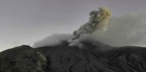 O vulcão Puracé, a outra ameaça que mantém em alerta a Colômbia após o terremoto