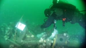 Submarino da Primeira Guerra vaza TNT até hoje e alerta pesquisadores